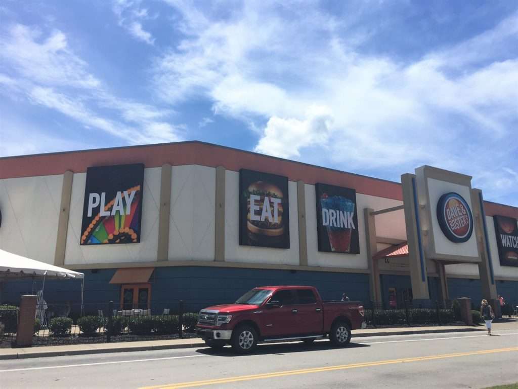 opry mills nike store