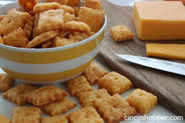 Homemade Cheez Its Recipe1