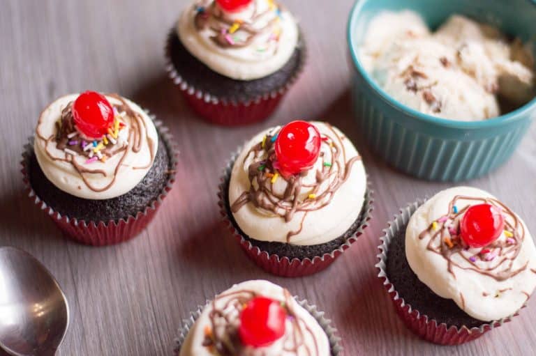 Hot Fudge Sundae Cupcakes