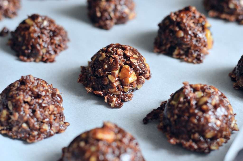 Easy No Bake Lactation Cookies 9 no bake cookies formed