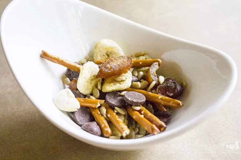 nut free trailmix