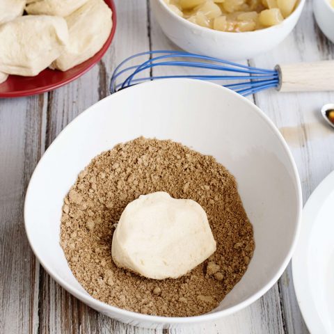 Ingredients for Apple Pie Biscuit Bake