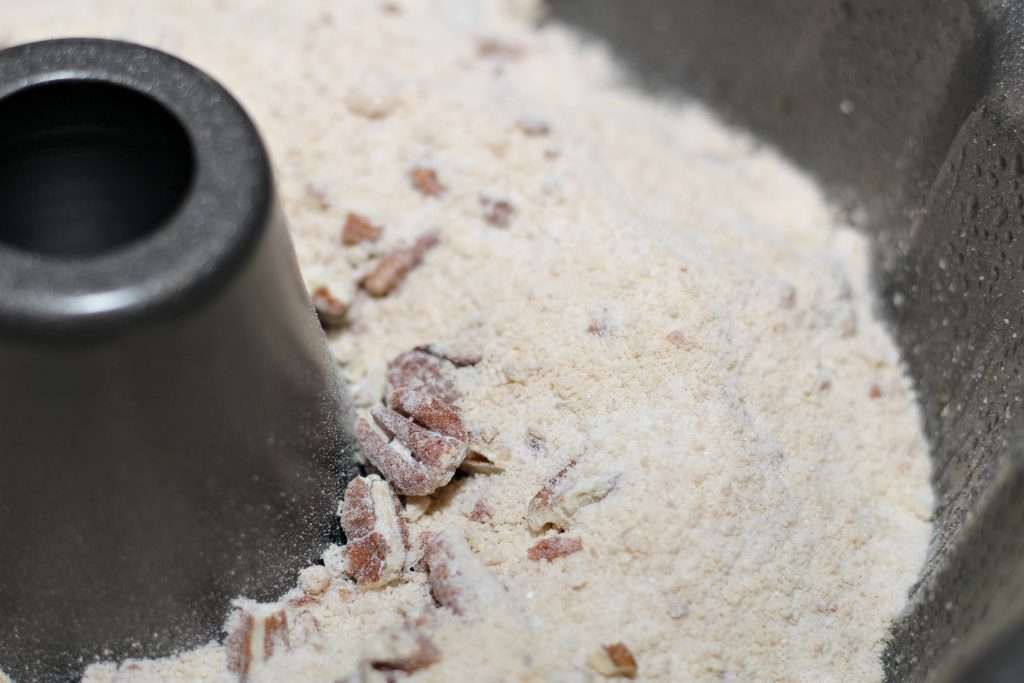 Easy Overnight Brown Sugar Pecan Rolls 5 ingredients for brown sugar pecan rolls