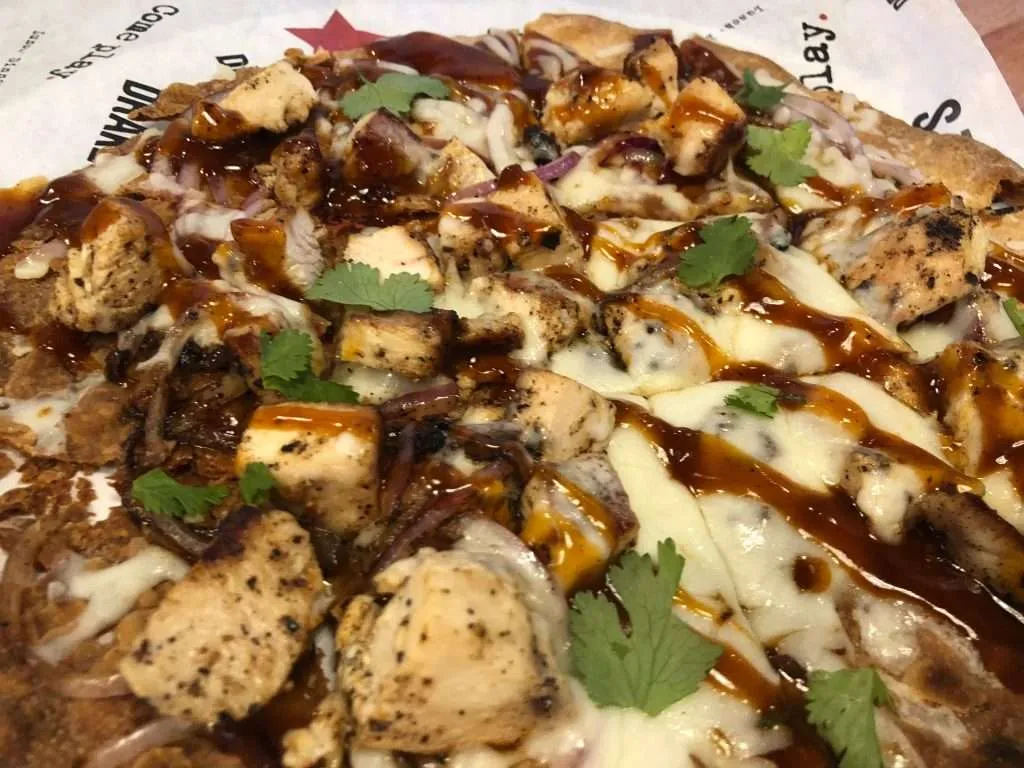 Drake's Bristol TN BBQ Chicken Flatbread Pizza