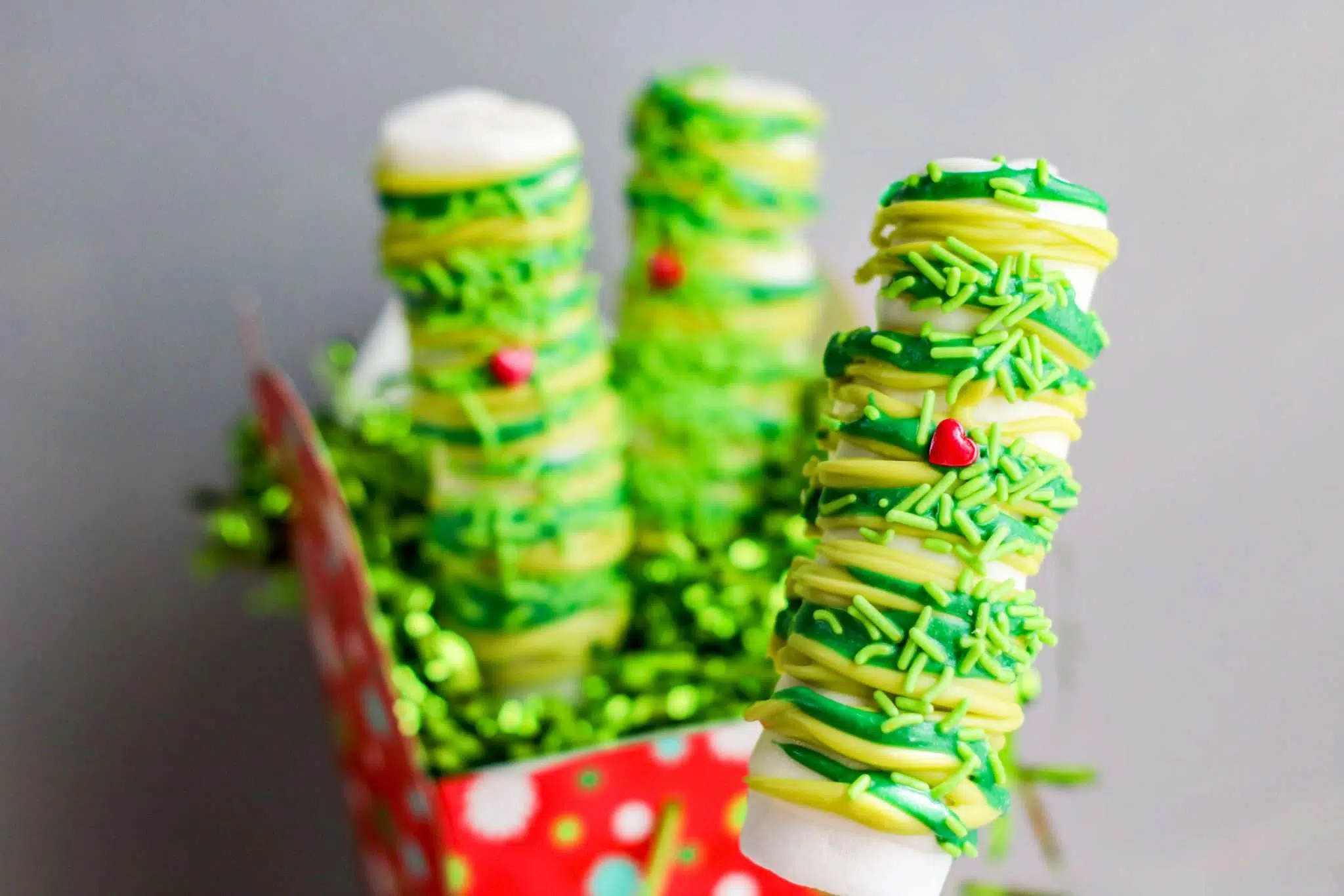 Grinch Marshmallow Pops Sample 4 2 scaled