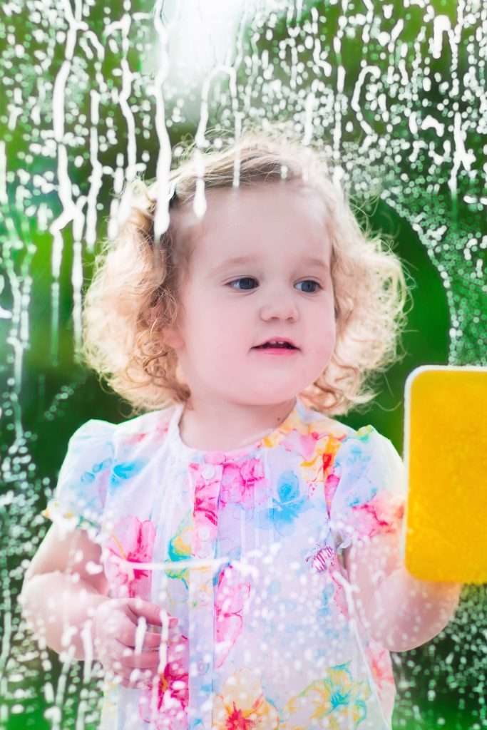 How to Teach Toddlers To Clean Up After Themselves 9 allisonblog clean
