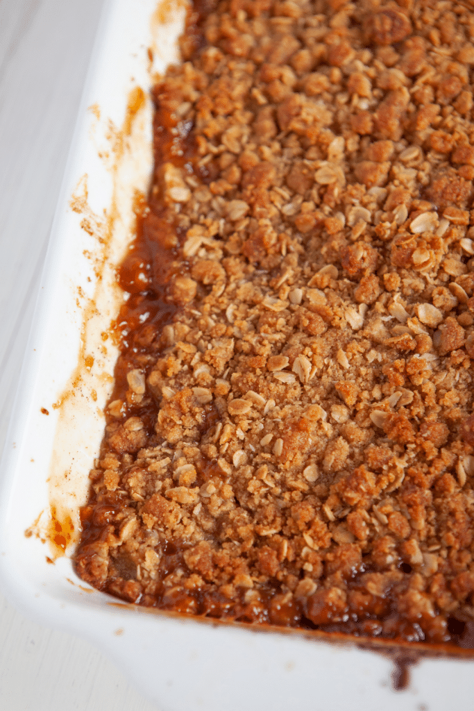 Easy Apple Crisp 17 baked apple crisp in white baking dish