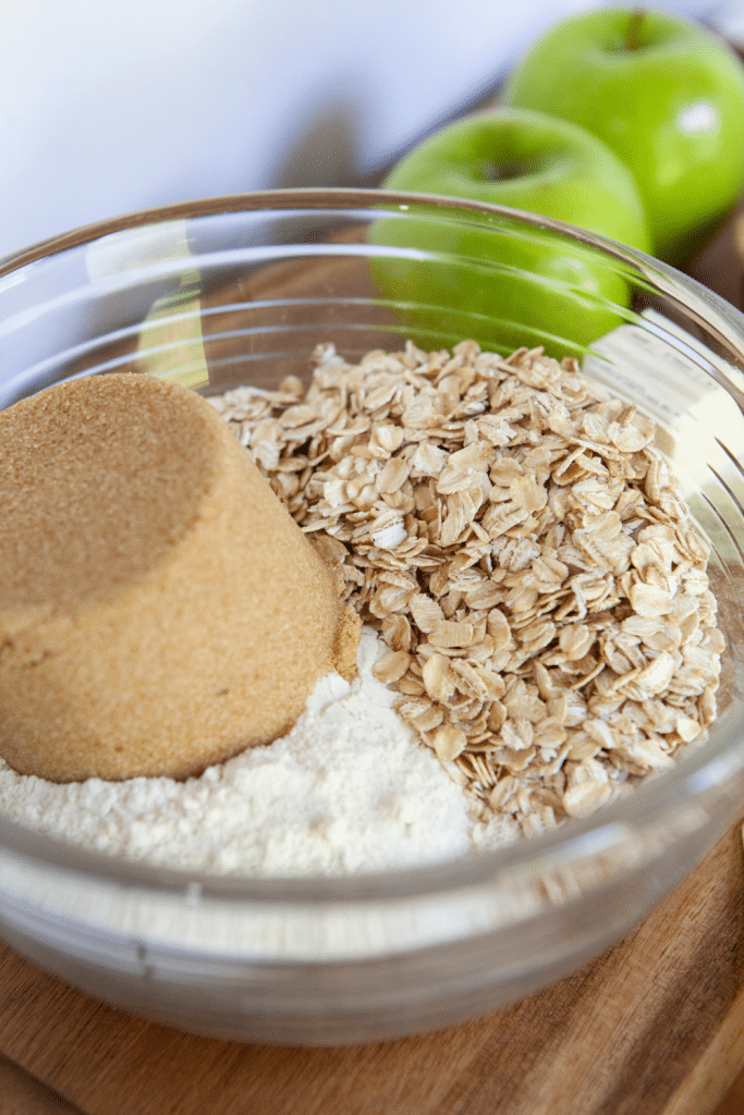 Easy Apple Crisp 10 apple crisp crumble ingredients