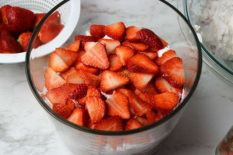 Easy Strawberry Trifle Recipe 5 fresh strawberries for trifle recipe