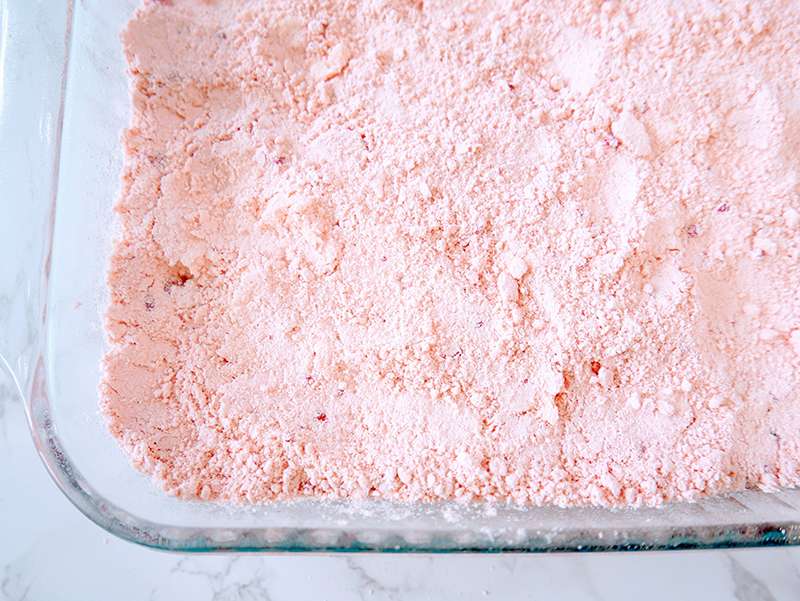Strawberries and cream cake mix crumble recipe