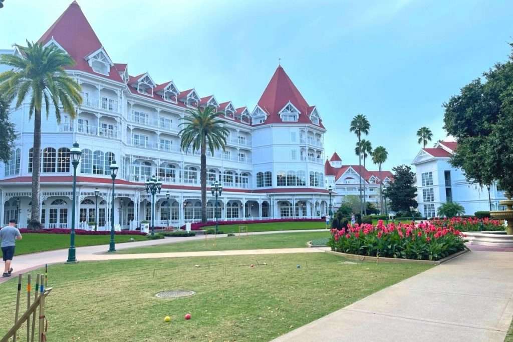 Disney Resorts With Family Suites 5 Outer view of Disney World's Grand Floridian Resort Grounds.