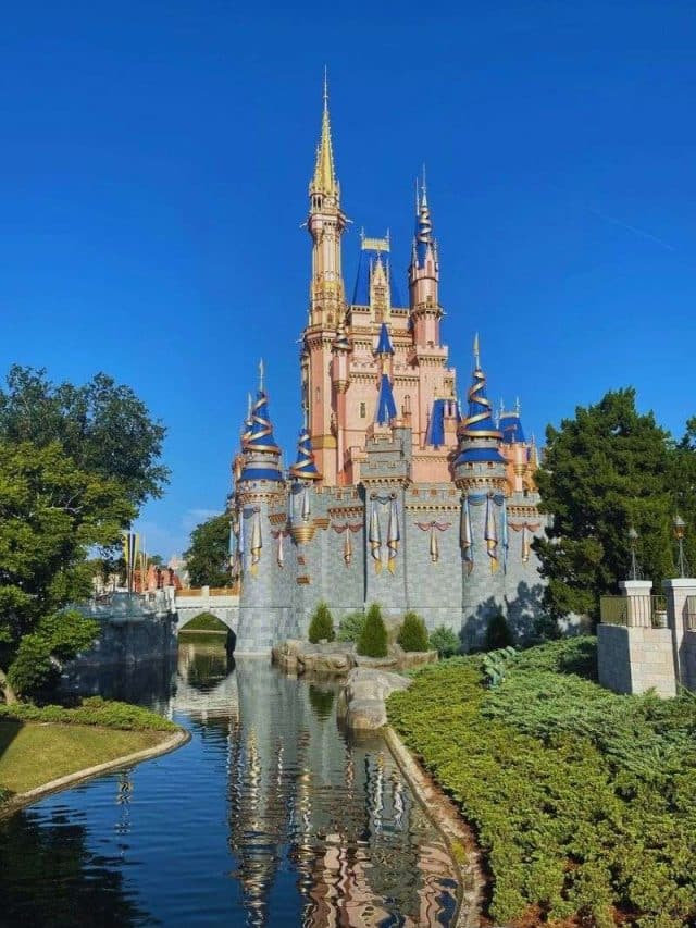 Cinderella's Castle at Magic Kingdom Disney World