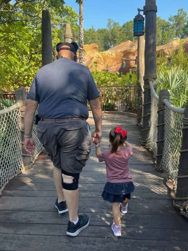 7 Tips for Taking Toddlers to Disney World 3 cropped-Disney-World-Papaw-and-Rebecca-.jpg