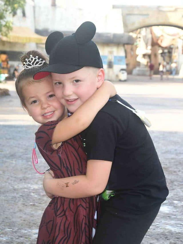 cropped-Kids-at-Hollywood-Studios.jpg