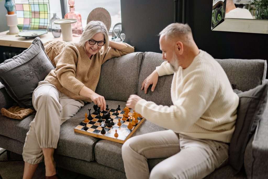 5 Cheap Date Night Ideas 5 pexels yan krukov 6817690