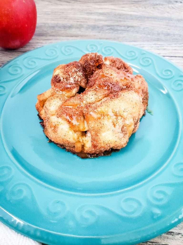 Mini Apple Pie Bombs 9 apple pie bomb on a blue plate