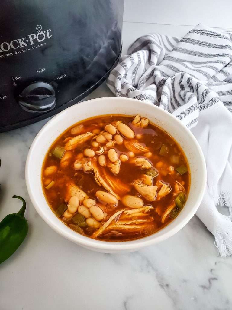 How to Make Chicken Chili in Your Crock Pot 11 crockpot chicken chili in a bowl