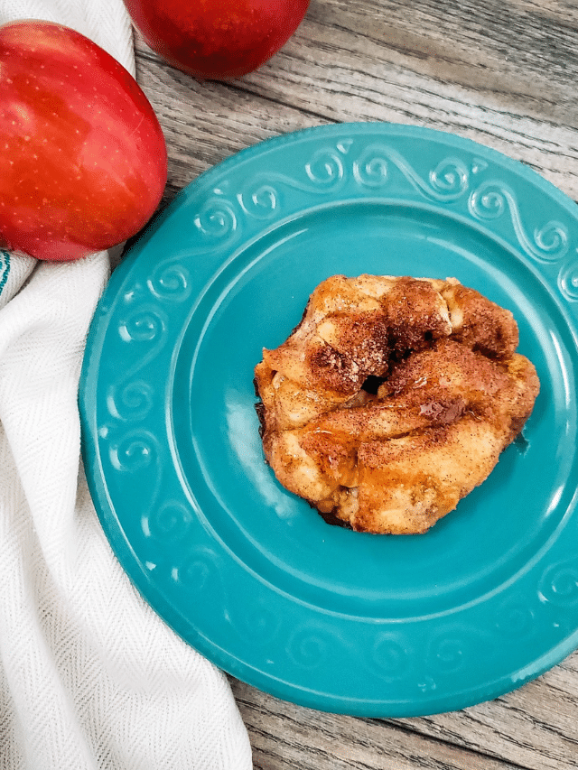 Mini Apple Pie Bombs Story