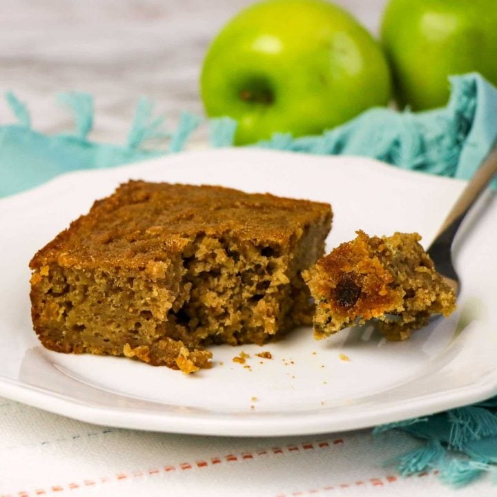 Applesauce Cake Recipe (Old-Fashioned Easy Recipe) 13 Homemade Old Fashioned Applesauce Spice Cake