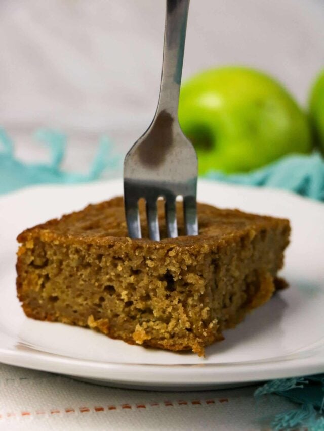 cropped-Old-Fashioned-Applesauce-Cake-Sample-1-8.jpg