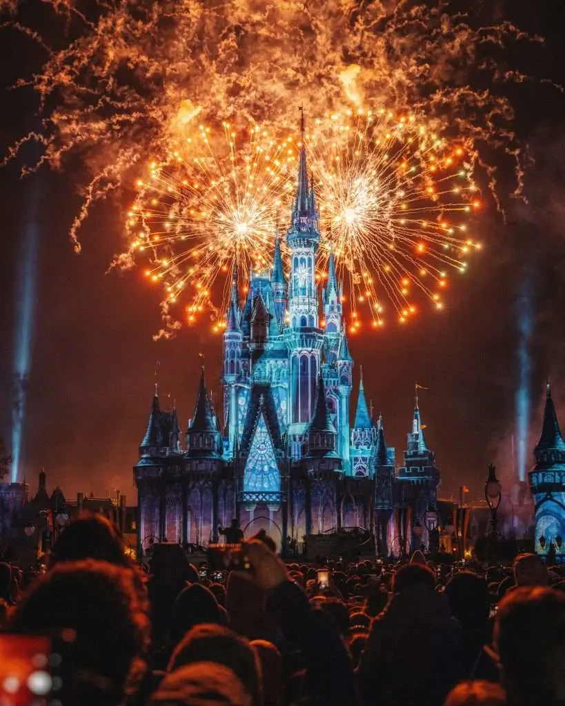 How to Celebrate Christmas at Disney World