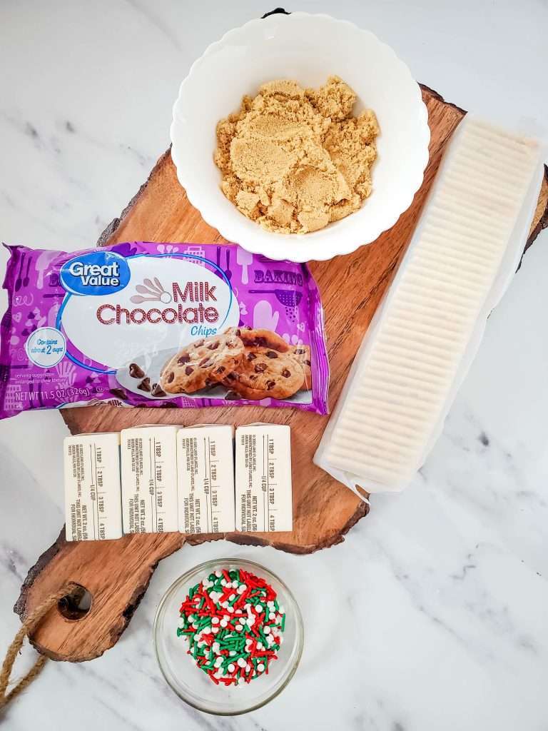 Christmas Crack Bark 6 ingredients for christmas crack bark