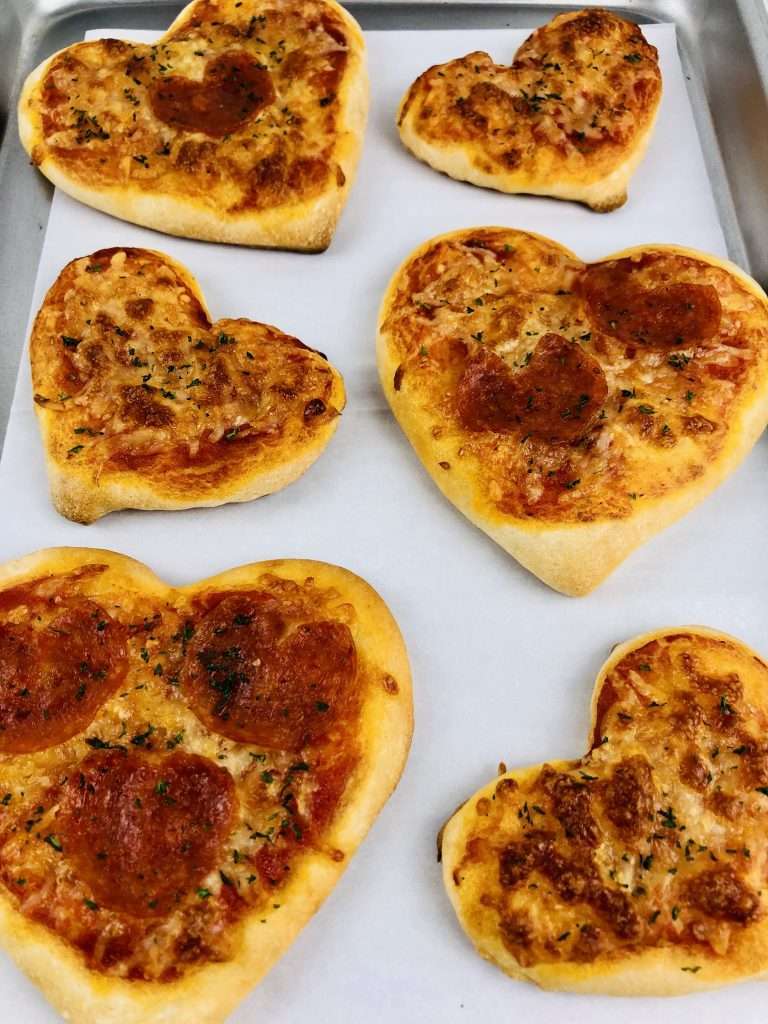 Heart Shaped Mini Pizzas 5 heart shaped mini pizzas for valentine's day