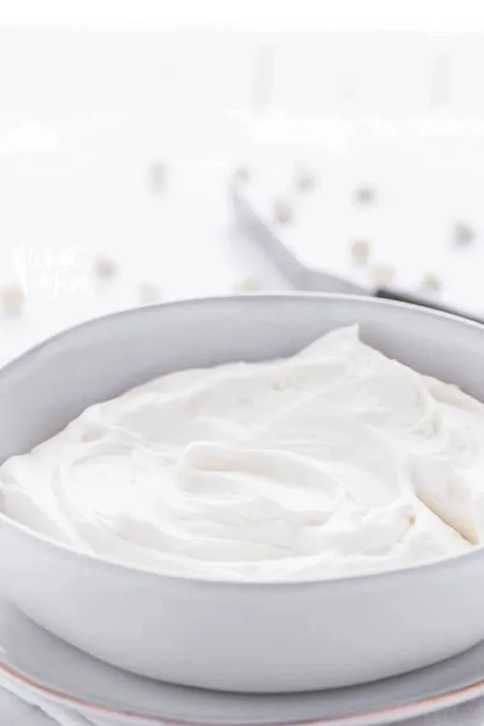 50 Easy Cake Filling Recipe Ideas 15 chocolate, vanilla, red velvet cake