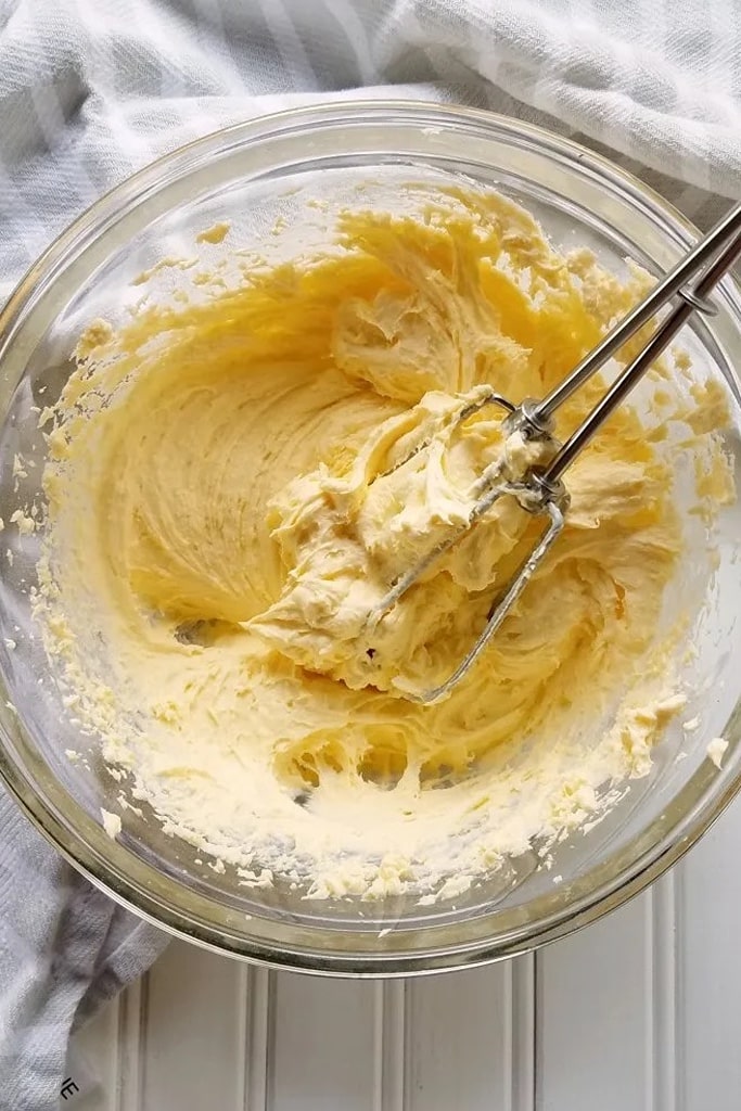 50 Easy Cake Filling Recipe Ideas 16 chocolate, vanilla, red velvet cake