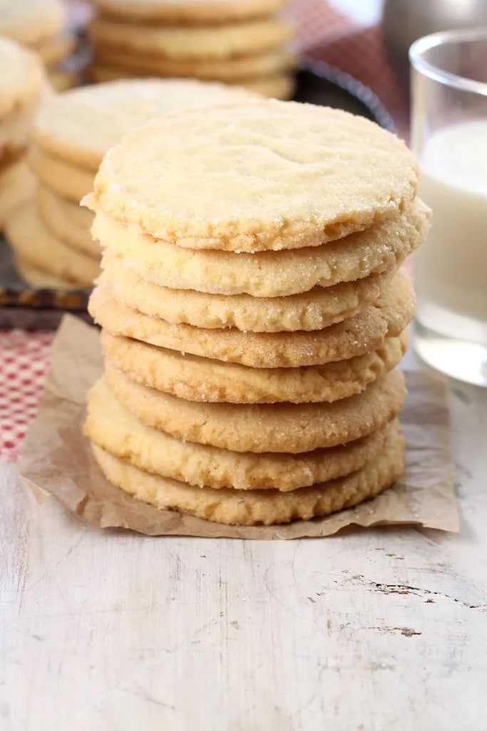 25 Old Fashioned Christmas Sugar Cookie Recipes 17 old fashioned christmas sugar cookie recipes cut out with icing