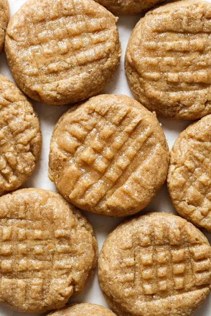 soft peanut butter cookies 