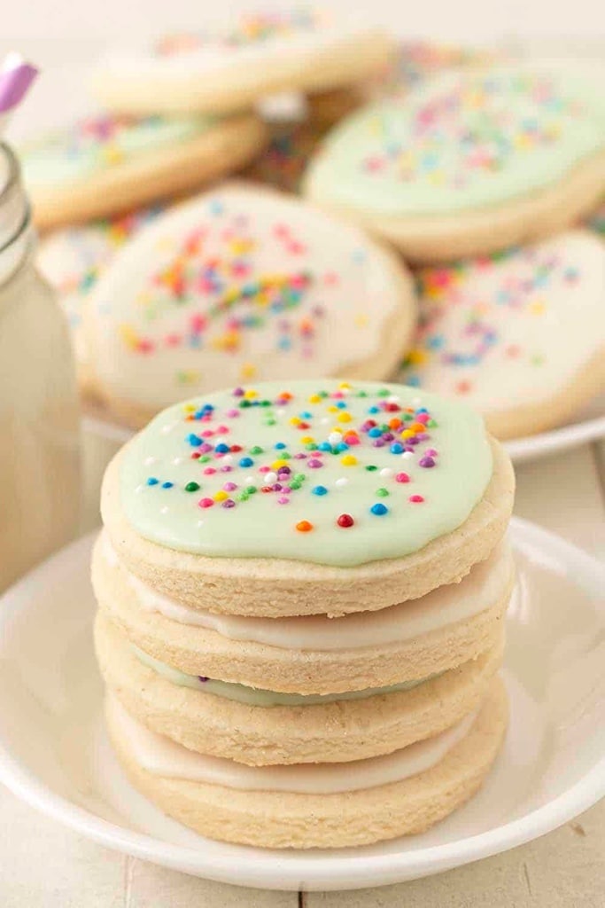 25 Old Fashioned Christmas Sugar Cookie Recipes 24 old fashioned christmas sugar cookie recipes cut out with icing