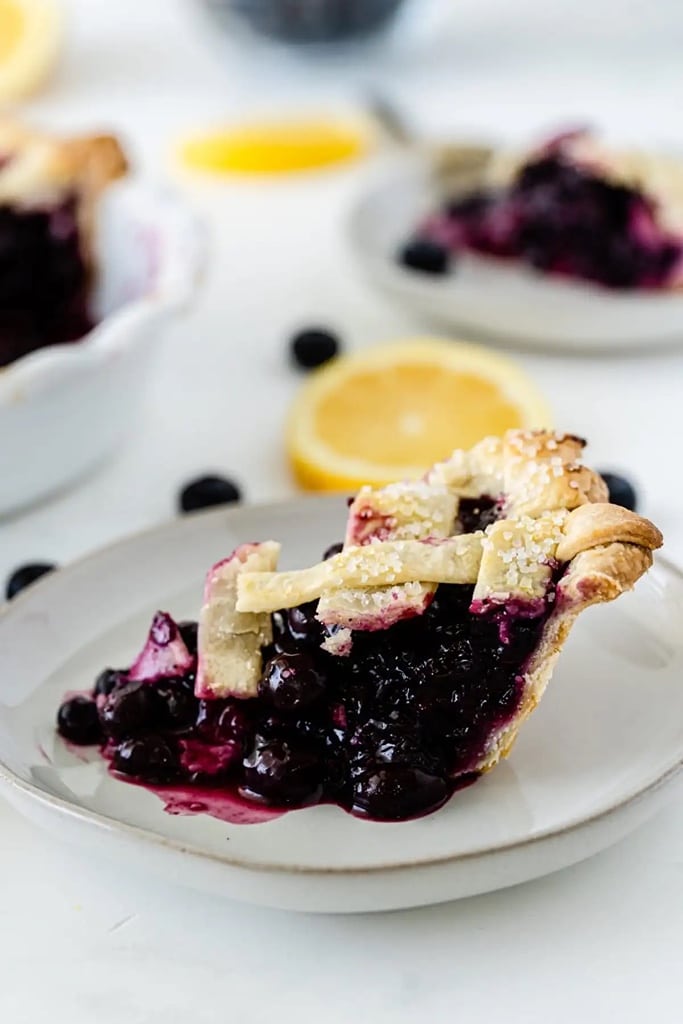 50 Easy Cake Filling Recipe Ideas 4 chocolate, vanilla, red velvet cake Blueberry pie