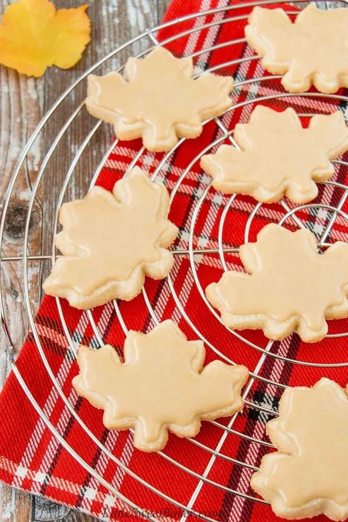 Cookes with maple glaze leaf shape on wire rack 