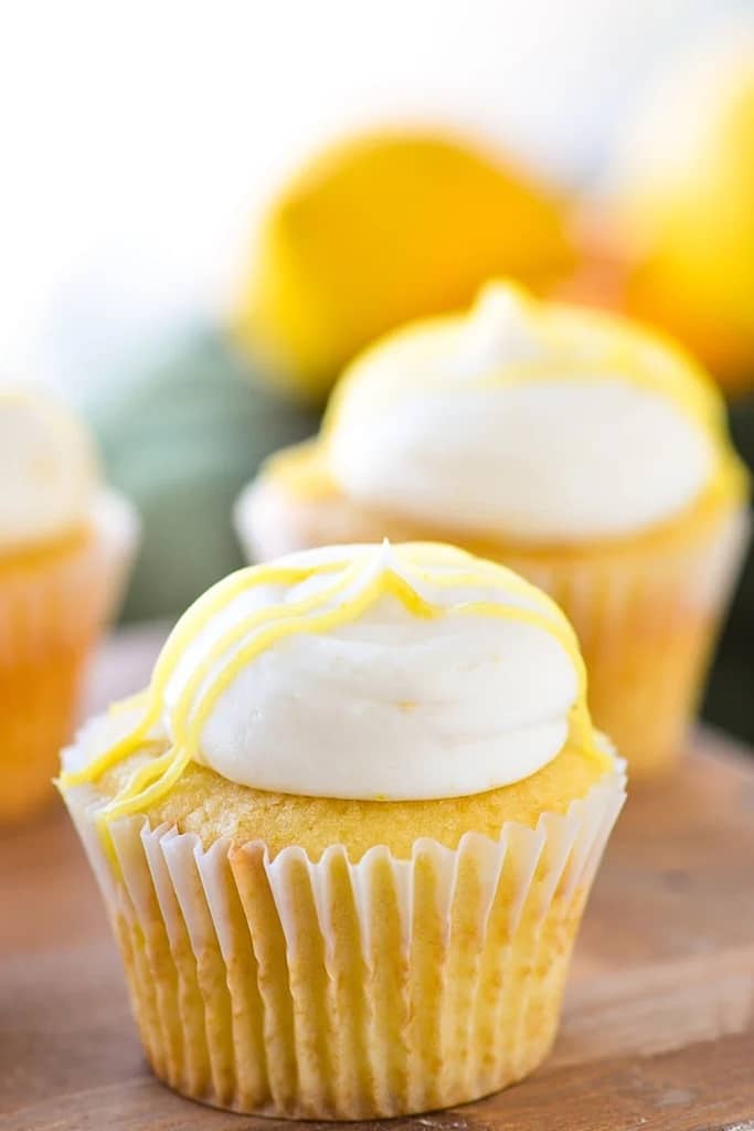 50 Easy Cake Filling Recipe Ideas 9 chocolate, vanilla, red velvet cake