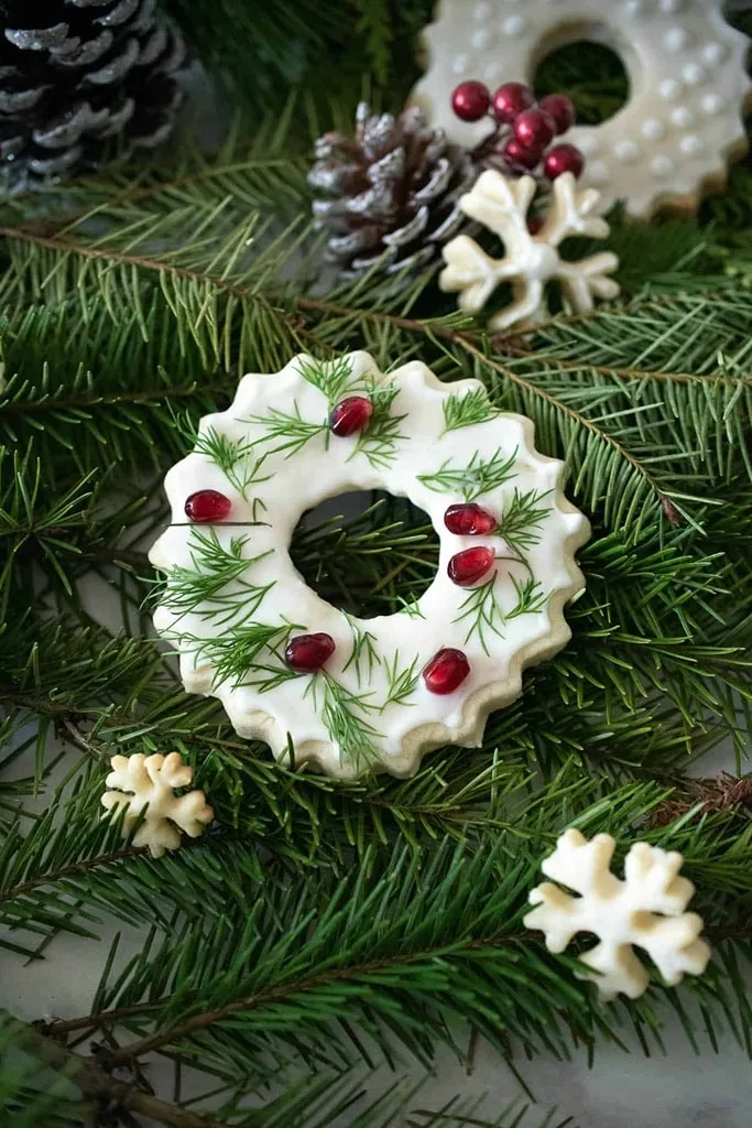 25 Old Fashioned Christmas Sugar Cookie Recipes 10 Holiday desserts easy