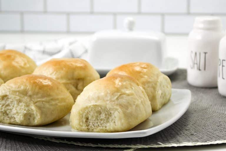 Easy No Knead Dinner Rolls