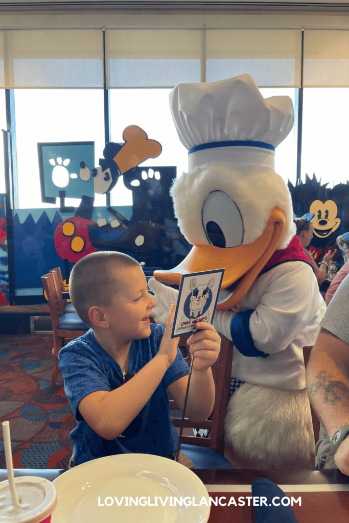 Top 5 Disney Character Dining Restaurants 3 charcter dining 3