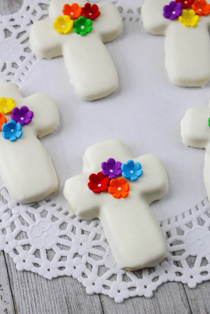 Easter sugar cookies on doily.