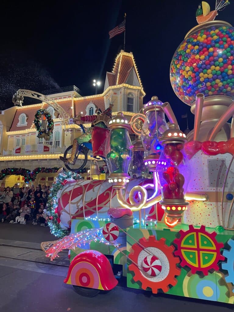 Mickey's Very Merry Christmas Party 2025: Everything You Need to Know 5 Parade float during Christmas Party at Disney World.