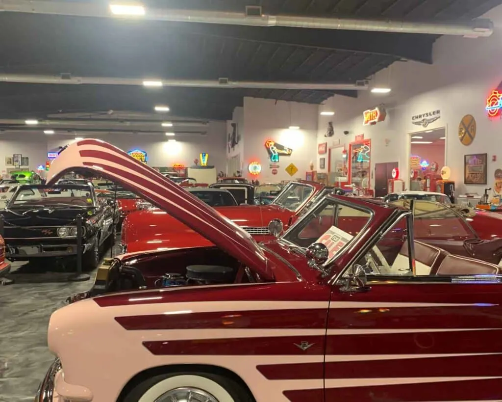 Top 7 Auto Museums In Florida That Are A Must Visit 3 variety of classic cars inside of classic car museum of st augustine.