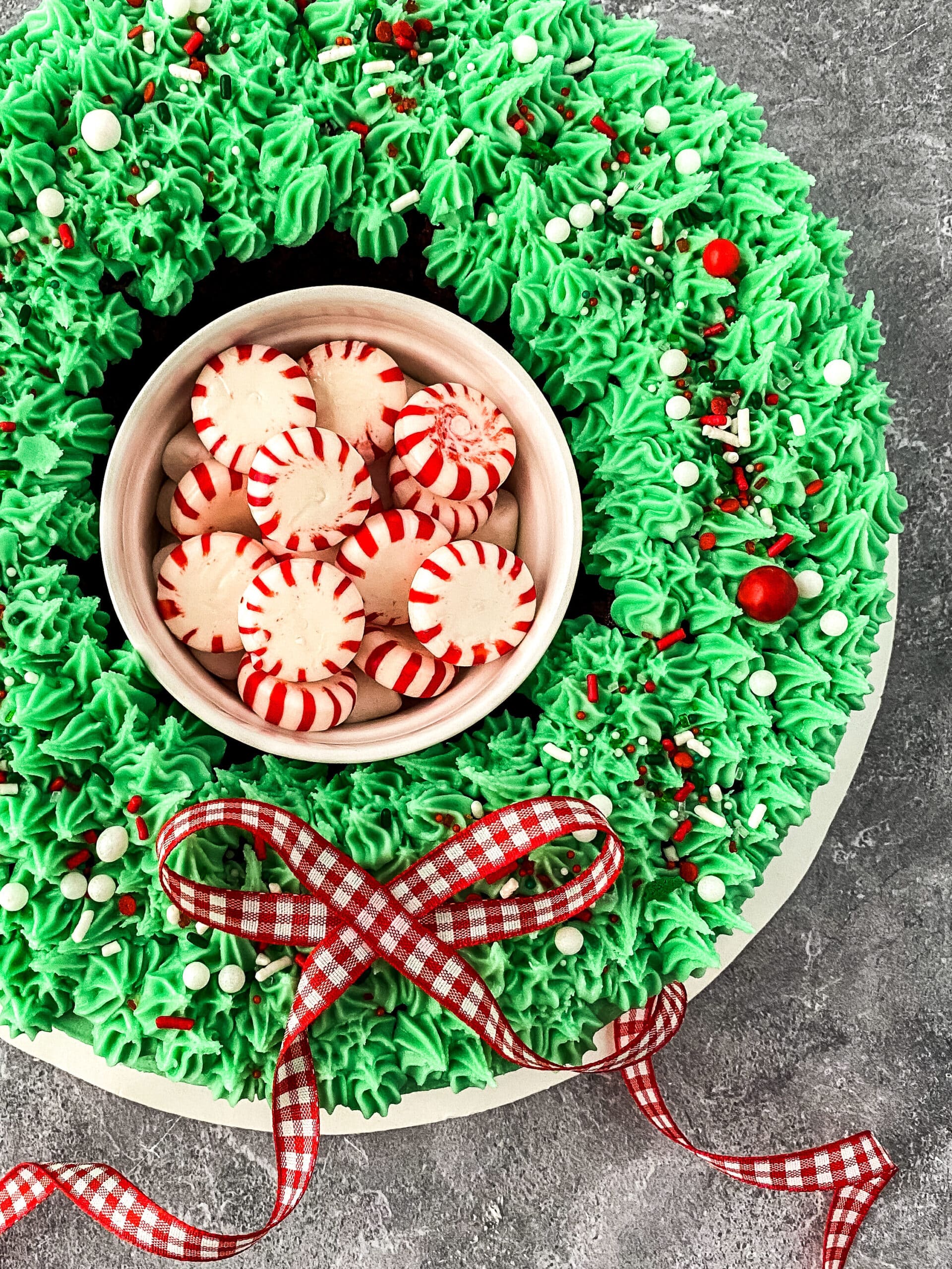 Buttercream Christmas Wreath Cake From Cake Mix 11 red velvet christmas wreath cake with peppermint candies in the middle