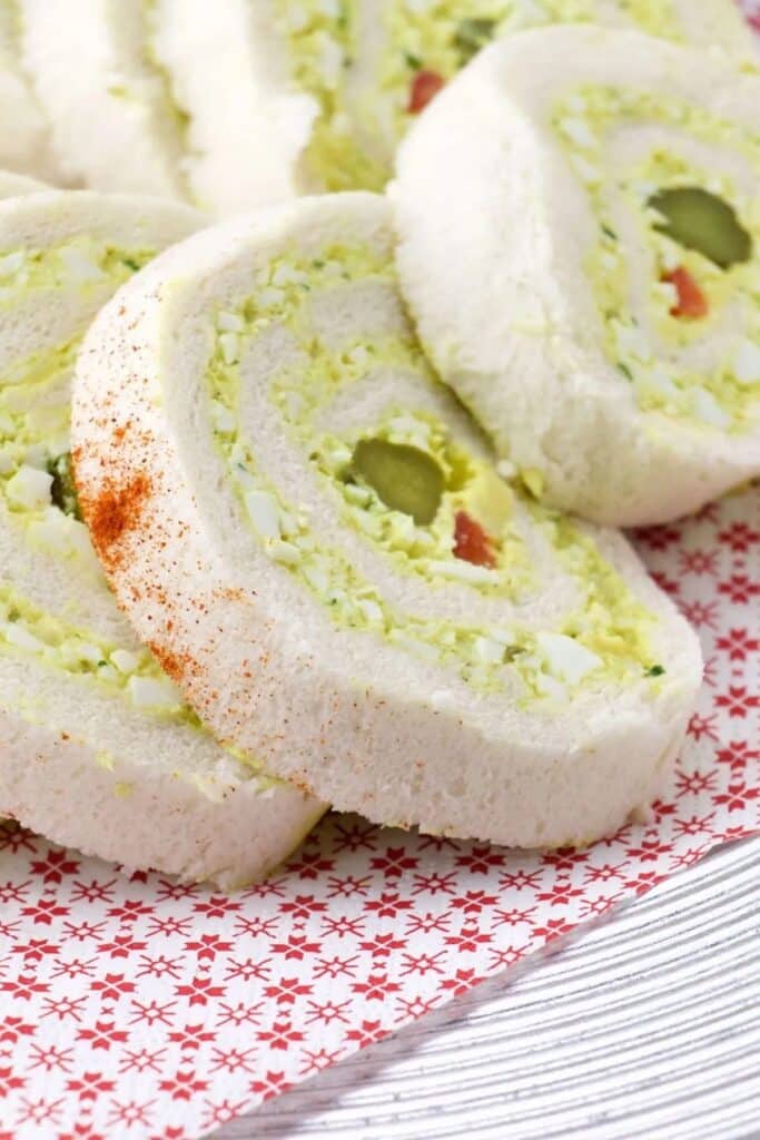 25 Christmas Appetizers That Travel Well 53 Egg salad pinwheels