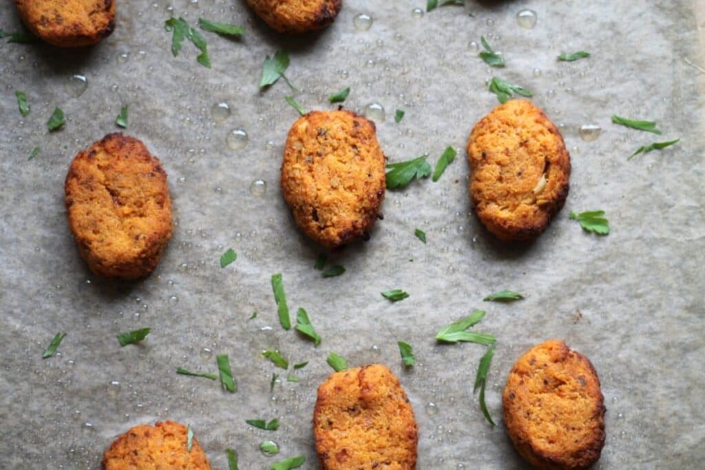 Side Dishes That Go With Venison (25+ Delicious Choices) 14 Roasted Cauliflower Nuggets