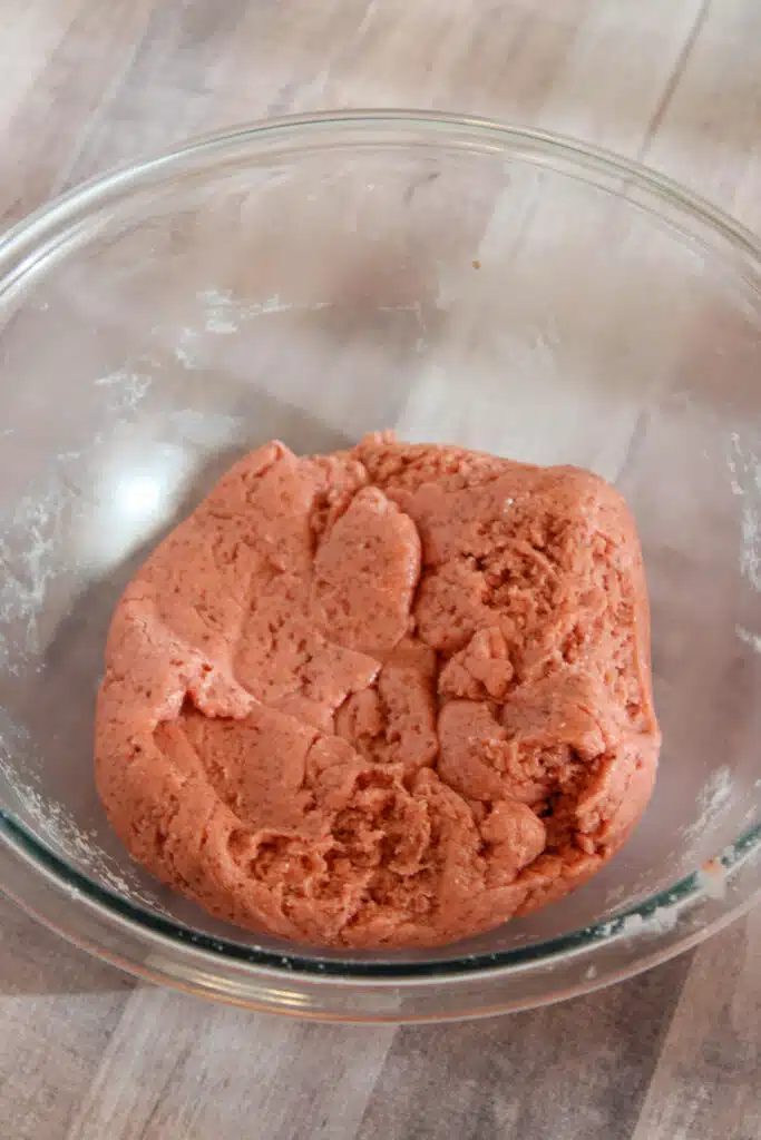 The Easiest Strawberry Cake Mix Crinkle Cookies (4 Ingredients + Vegan!) 8 strawberry cake mix cookie dough in class bowl